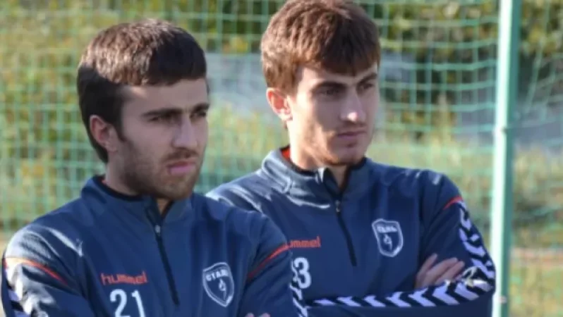 Մալաքյաններին մեղադրանք է առաջադրվել՝ ոստիկանների հանդեպ բռնության, խուլիգանության համար