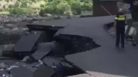 ՏԵՍԱՆՅՈՒԹ. Հեղեղված ճանապարհներ և քարաթափում. նոր կադրեր` Լարսից