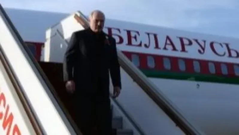 Լուկաշենկոյի ինքնաթիռը վայրէջք է կատարել Սոչիի օդանավակայանում