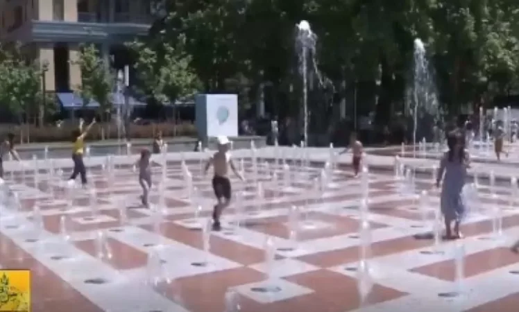 VIDEO: Light-Effect Fountains and Newly Opened Park in Central Yerevan