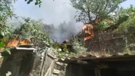 ՏԵՍԱՆՅՈՒԹ․ Խոշոր հրդեհ՝ Կապանում․ տուժած կա