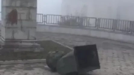 ՏԵՍԱՆՅՈՒԹ. Ադրբեջանցիները Շուշիում  շարունակում են քանդել հայկական հուշարձանները