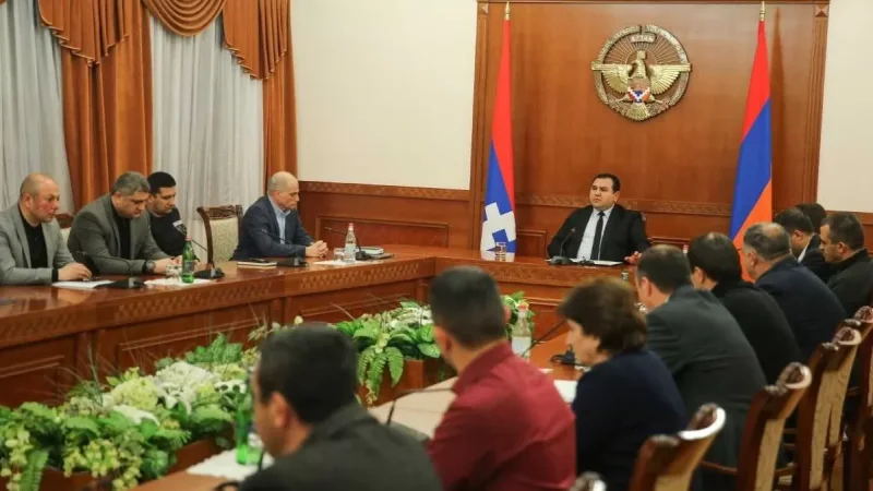 Ամբողջովին խափանվել է հումանիտար բեռների և վառելիքի ներկրումը Արցախ․ ԱՀ պետնախարար