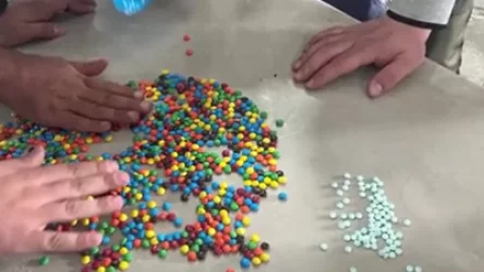 ՏԵՍԱՆՅՈՒԹ․ «ֆենտանիլ» տեսակի թմրամիջոցը հայտնաբերվել է քաղցրավենիքի փաթեթի միջից․ ՊԵԿ