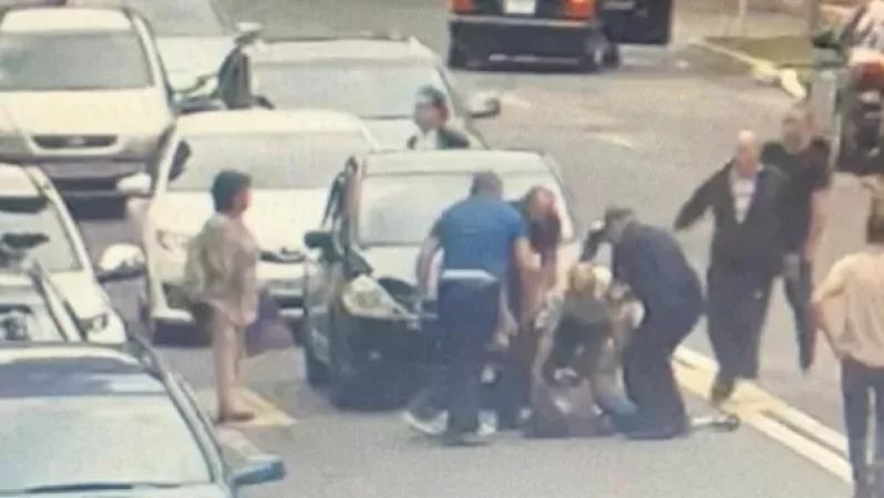 Ստեփանակերտում դպրոցի մոտ վրաերթի են ենթարկել 2 քաղաքացու