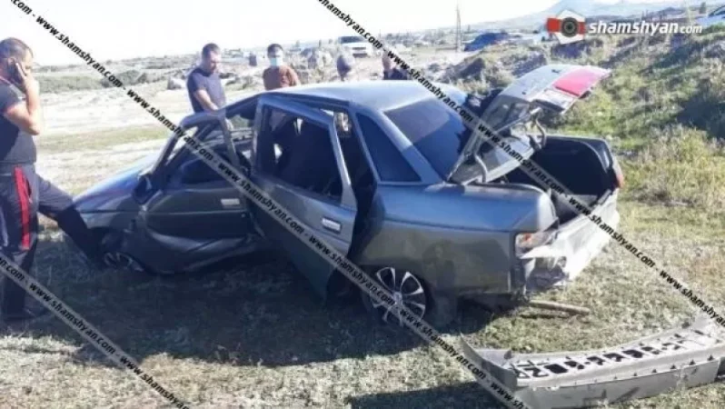 Major Car Accident in Gegharkunik Region: 29-Year-Old Driver Crashes into Concrete Barrier and Ends Up in Field