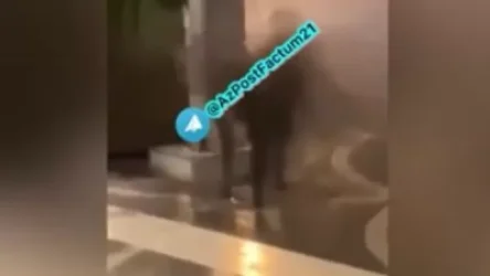 ՏԵՍԱՆՅՈՒԹ․ Բաքվի փողոցներից մեկում գետնի տակից ծուխ դուրս գալուց հետո պայթյուն է որոտացել