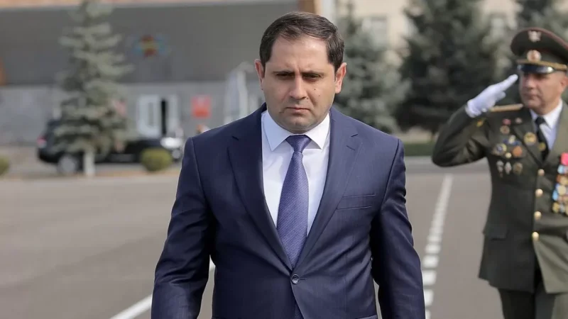 Սուրեն Պապիկյանը նվեր է ստացել 19 մլն դրամ, 22 հազար դոլար և 13 հազար եվրո․ «Հետք»