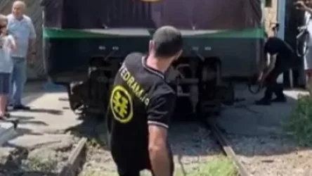 ՏԵՍԱՆՅՈՒԹ. Հայ մարզիկը ճկույթով քաշեց գնացքի երկու վագոն և գրանցեց նոր համաշխարհային ռեկորդ