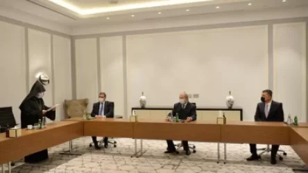 Արմեն Սարգսյանն Ամմանում հանդիպում է ունեցել Հորդանանի հայ համայնքի ներկայացուցիչների հետ