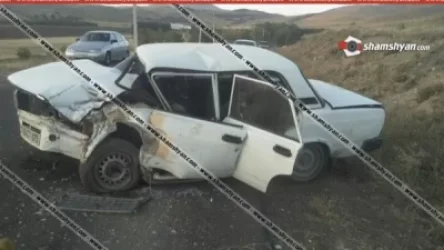 Ավտովթար Կոտայքի մարզում. բախվել են Opel-ն ու 07-ը. 4 վիրավորներից մեկը հղի կին է