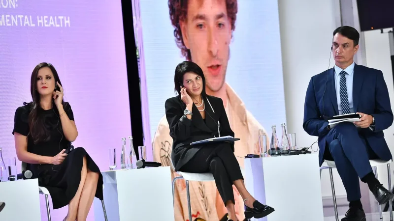 «ԼՂ-ում 30,000 երեխա արգելափակված է մի փոքրիկ հողակտորի մեջ՝ զրկված իրենց իրավունքներից». Աննա Հակոբյանի ելույթը Կիևում