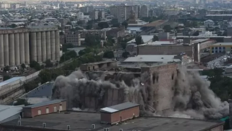 Մեխանիկական եղանակով «Ձյունիկ սառնարան» ՍՊԸ-ի շենքը փլուզվել է, պայթեցման անհրաժեշտությունը վերացել է. ԱԻՆ