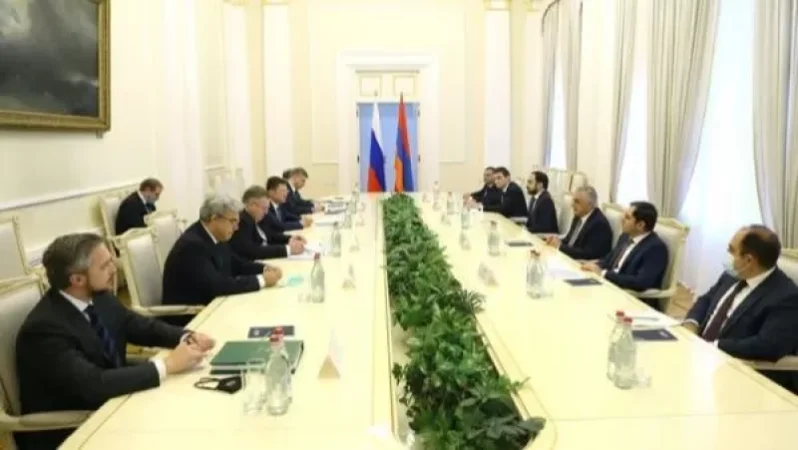 Meeting Between Armenian and Russian Deputy Prime Ministers Held
