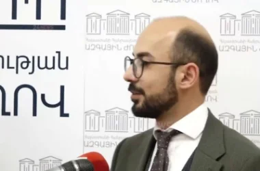 ՏԵՍԱՆՅՈՒԹ․ ՔՊ-ն մեղադրում է Լևոն Քոչարյանի օգնականին լրագրողին հարվածելու մեջ ու խոստանում կոշտ քայլեր