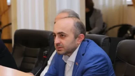 Արայիկ Հարությունյանը հանդիպում էր Ադրբեջանի պետական անվտանգության ծառայության տնօրենի հետ․ Խանումյան