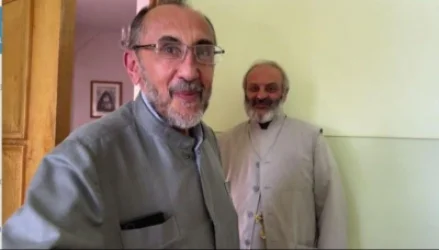 Միքայել և Բագրատ սրբազաններին հոգևորական է այցելել