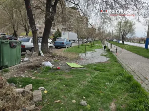 Հակասանիտարական ու գարշահոտ վիճակ՝ Նոր-Նորքի 7-րդ զանգվածում. «Վեոլիա ջուր»-ը չի արձագանքում