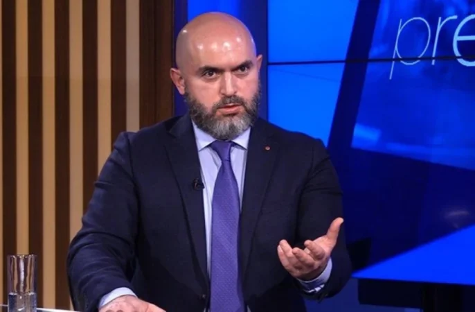 Վարչական հսկողության խիստ տարբերակ` Արմեն Աշոտյանի նկատմամբ. պաշտպան