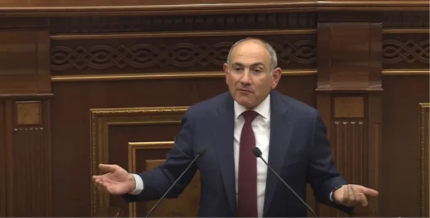 Ինչո՞ւ եք եկել, փափուկ աթոռներին նստել, կանգնեք, էլ չնստեք. Փաշինյանը` ընդդիմությանը