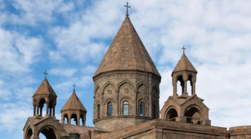 Մեր անվերապահ հավատարմությունն ենք հայտնում Մայր Աթոռ Սուրբ Էջմիածնին․ արքեպիսկոպոսների և եպիսկոպոսների հայտարարություն