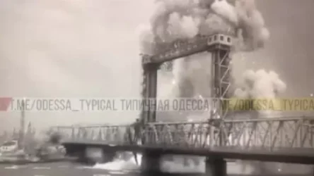 ՏԵՍԱՆՅՈՒԹ. Հրթիռային հարված` Դնեպրի երկաթոիղային կամրջի վրա