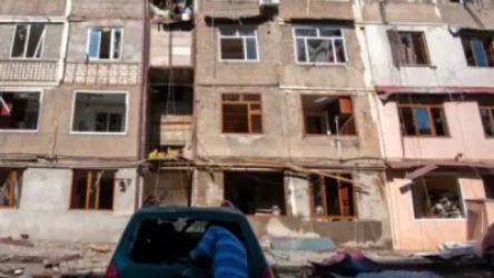 Մարտակերտ քաղաքի հրետակոծության հետևանքով  բազմաբնակարան շենքի 2 տուն է հրդեհվել. Արցախի ԱԻՊԾ