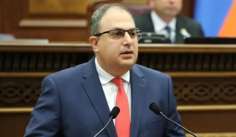 ՔՊ պատգամավորը՝ ՀՀ զինանշանն ու օրհներգը փոխելու մասին