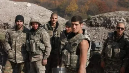 ԼՈՒՍԱՆԿԱՐՆԵՐ. Պաշտպանության բանակի մարտիկները