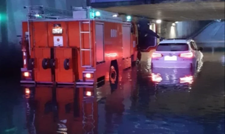 ԼՈՒՍԱՆԿԱՐՆԵՐ. Երևանում փրկարարներն իրականացրել են ջրահեռացման աշխատանքներ