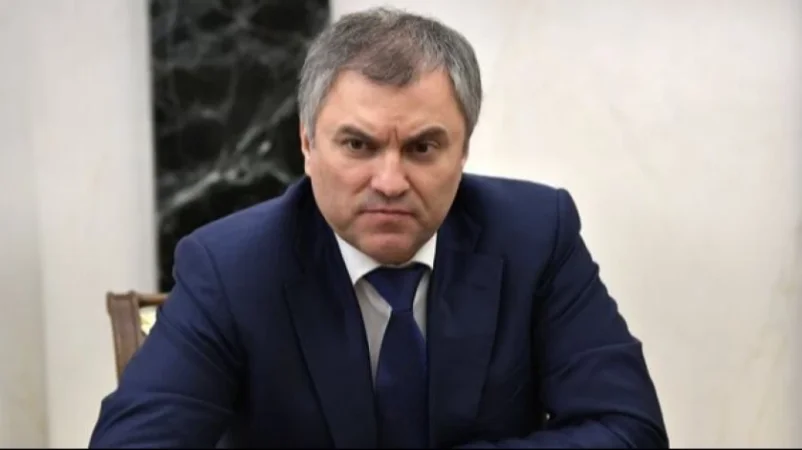 Առաջինը, ով պետք է զորակոչվի, Բայդենն է՝ որպես մտավոր հետամնաց, և Զելենսկին՝ որպես հոգեկան հիվանդ. Վոլոդին