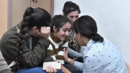 ԼՈՒՍԱՆԿԱՐՆԵՐ. Աննա Հակոբյանն այցելել է Ստեփանակերտում գտնվող մի քանի ապաստարաններ