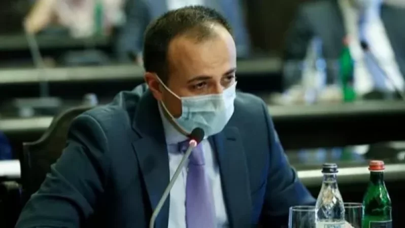 Թաղումից հետո լվացվելիս ձեռքերը ընդհանուր սրբիչով չեն չորացվում. նոր հրաման