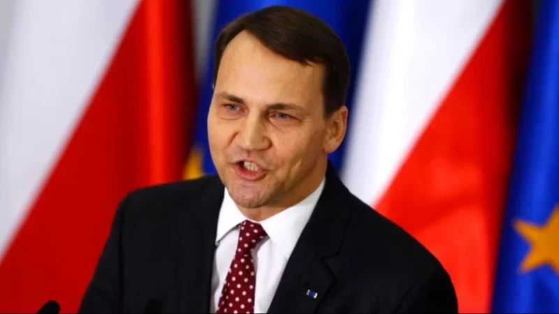 «Մենք չենք բացի մեր խաղաքարտերը». Լեհաստանի ԱԳ նախարար