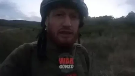 ՏԵՍԱՆՅՈՒԹ. Ռուս զինթղթակիցը հայտնաբերել է ՊԲ-ի կողմից խոցված ադրբեջանական ինքնաթիռի մնացորդները