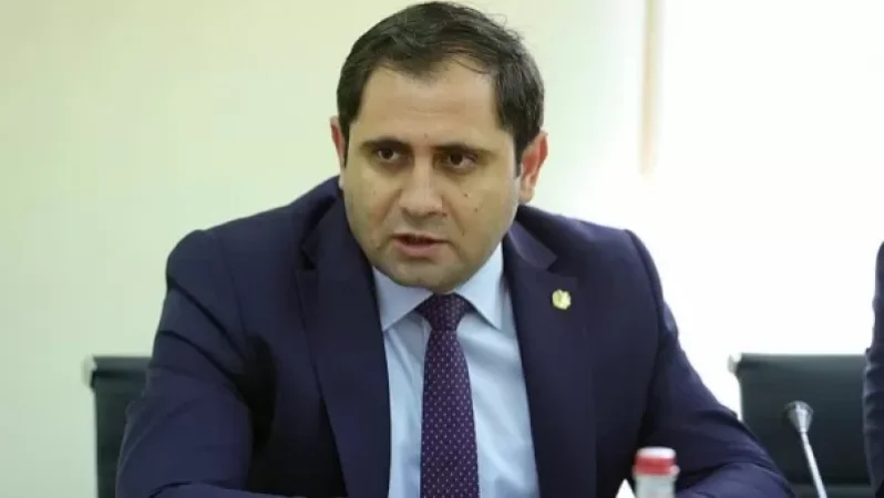 PHOTO: It Is Known Who Suren Papikyan's Chosen One Is
