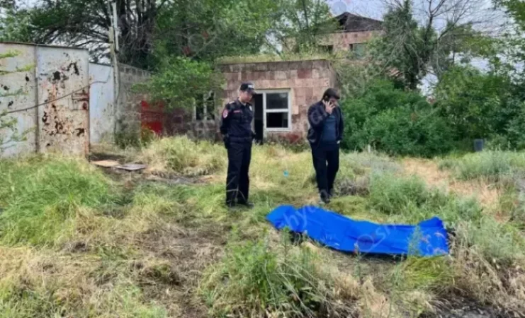 Նուբարաշենի խճուղում՝ նախկին զորամասի տարածքում, հայտնաբերվել է «Կոշ» գաղութում հաշվառված տղամարդու մարմին