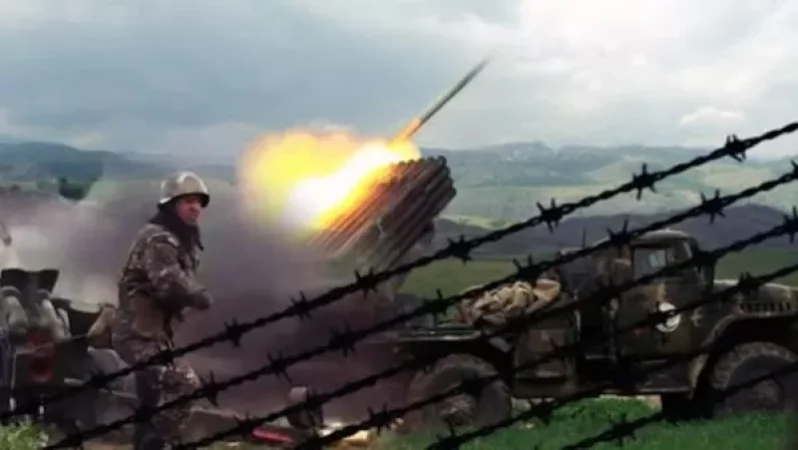 Ադրբեջանը քիչ առաջ 3 անգամ ծանր հրթիռներով հարվածել է Ստեփանակերտին. վնասվել են բնակելի շենքեր. կան տուժածներ .Արցախի Միպ