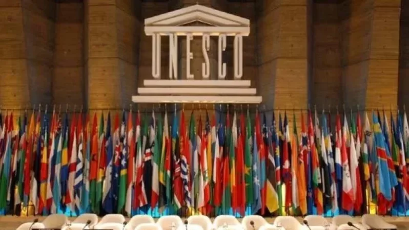 The Ministry of Education and Science Informs UNESCO Representatives About Azerbaijani Aggression