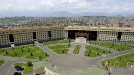 Դադարեցրե՛ք ուղիղ եթերի ռեժիմով իրադարձությունների լուսաբանումը առաջնագծում և մարտական գործողությունների մերձական հատվածներում. ՀՀ ՊՆ