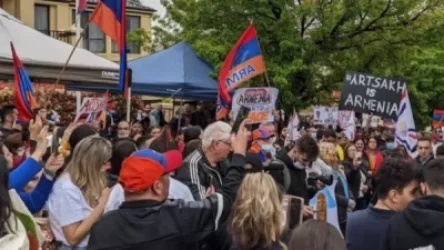 «Ագրեսորին՝ ագրեսոր կոչել». ավտրալիահայերի բողոքի ակցիան