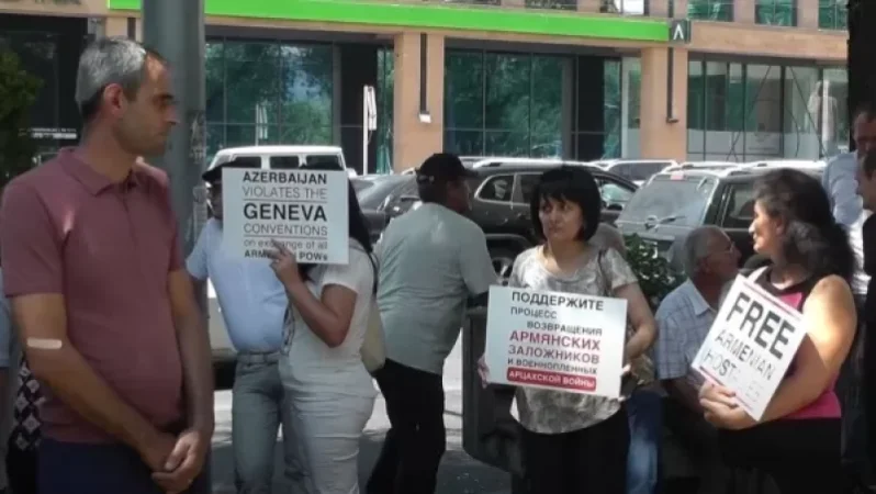 Շիրակցի գերիների հարազատները փաստաթղթերի փաթեթ են փոխանցել Ֆրանսիայի դեսպանին