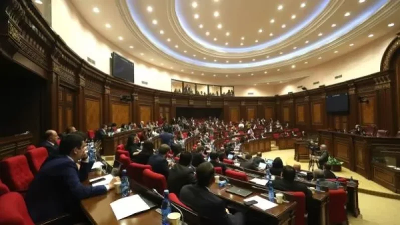 ԱԺ-ն առաջին ընթերցմամբ ընդունեց արտահերթի օրակարգային երկու նախագծերը