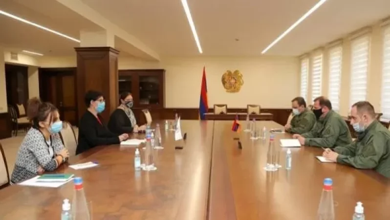 Դավիթ Տոնոյանը և ՀՀ-ում ԿԽՄԿ պատվիրակության ղեկավարը քննարկել են ռազմագերիների և զոհվածների մարմինների փոխանակման ընթացակարգը