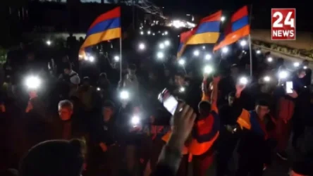 ՏԵՍԱՆՅՈՒԹ. «Տավուշը հանուն հայրենիքի» շարժման մասնակիցները միացրել են հեռախոսի լույսերը