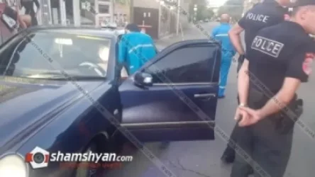 Փրկարարները մի կերպ դուրս են բերում ուշագնաց վարորդին, վերջինս ուշքի գալով սկսում է կռվել ու վթար է ստեղծում