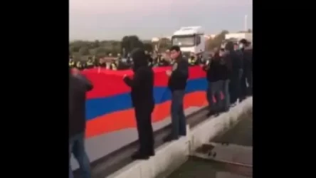 ՏԵՍԱՆՅՈՒԹ. Այս պահին հայ համայնքը փակել է Համբուրգ քաղաքի մուտքը ու ելքը