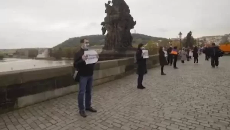 Չեխիայի հայերն ի պաշտպանություն Արցախի դիմել են Չեխիայի խորհրդարան