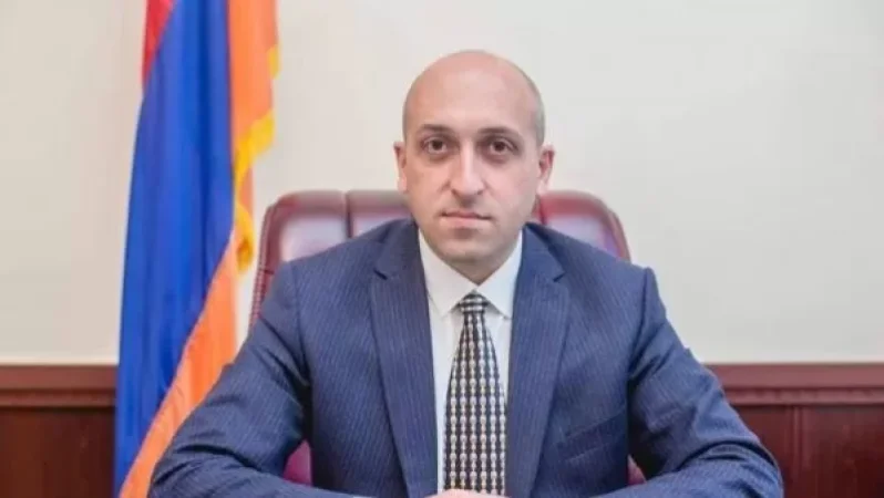 Վայրկյան անգամ չվարանելով՝ կամավորագրվում եմ Հայրենիքիս պաշտպանության սուրբ գործին. Լոռու մարզպետ