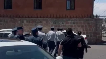 ՏԵՍԱՆՅՈՒԹ. Ոստիկանները ձերբակալում են դասադուլին միացած՝ Սլավոնականի ուսանողին. Ռուբեն Մելիքյան